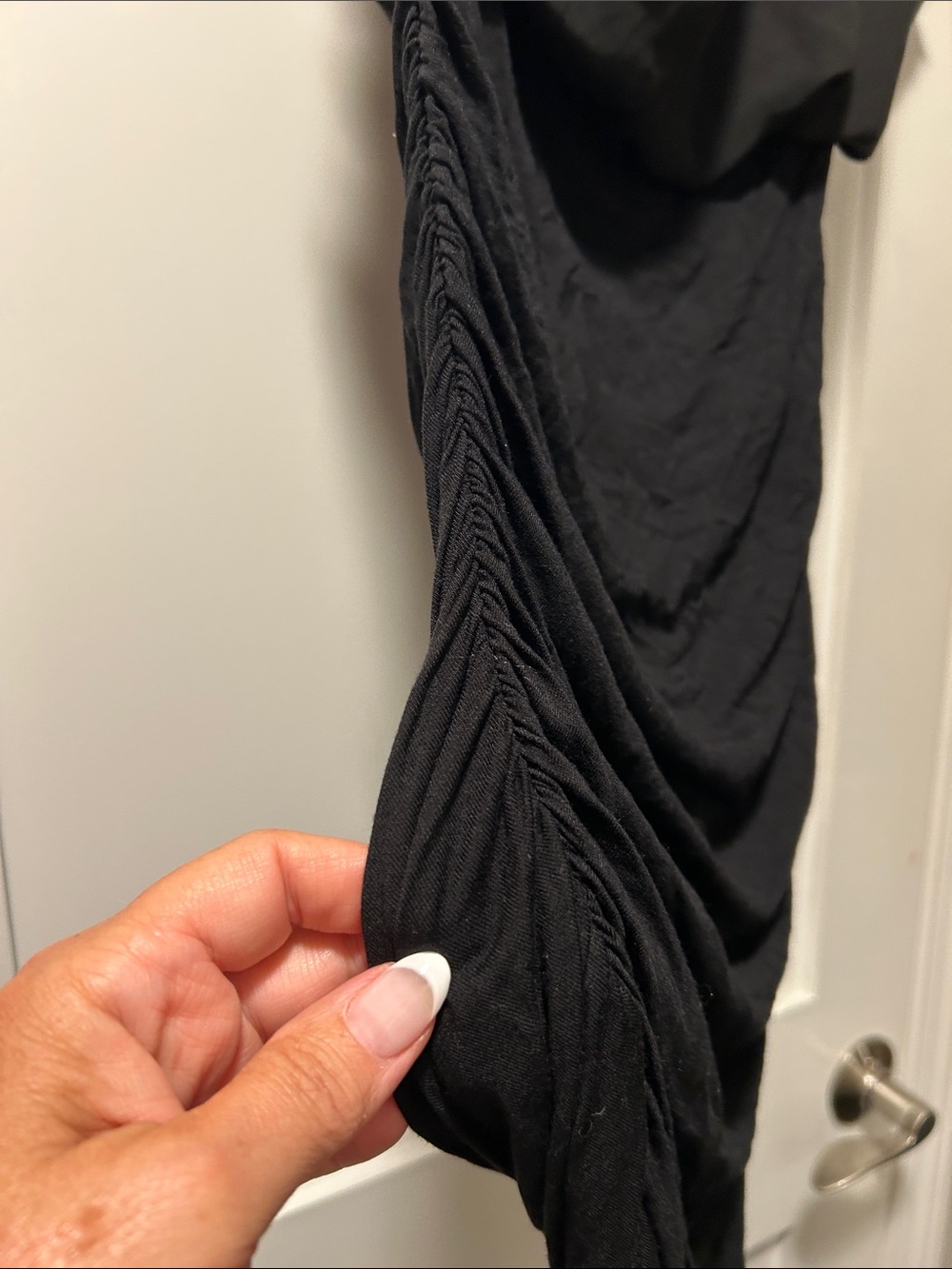 Misope Black One-Shoulder Draped Evening Dress - Picture 2 of 4